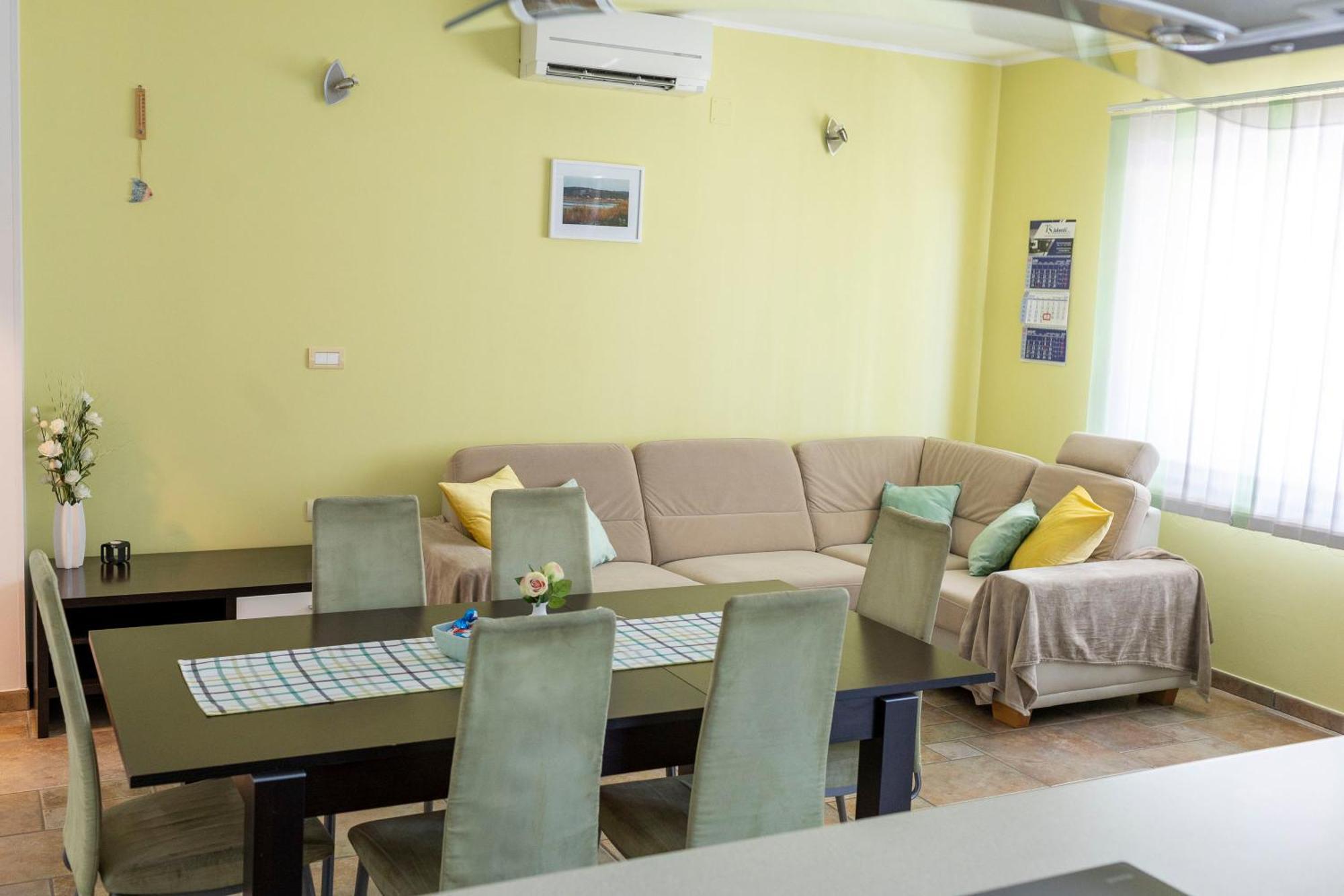 Salt Pans Apartment Порторож Экстерьер фото